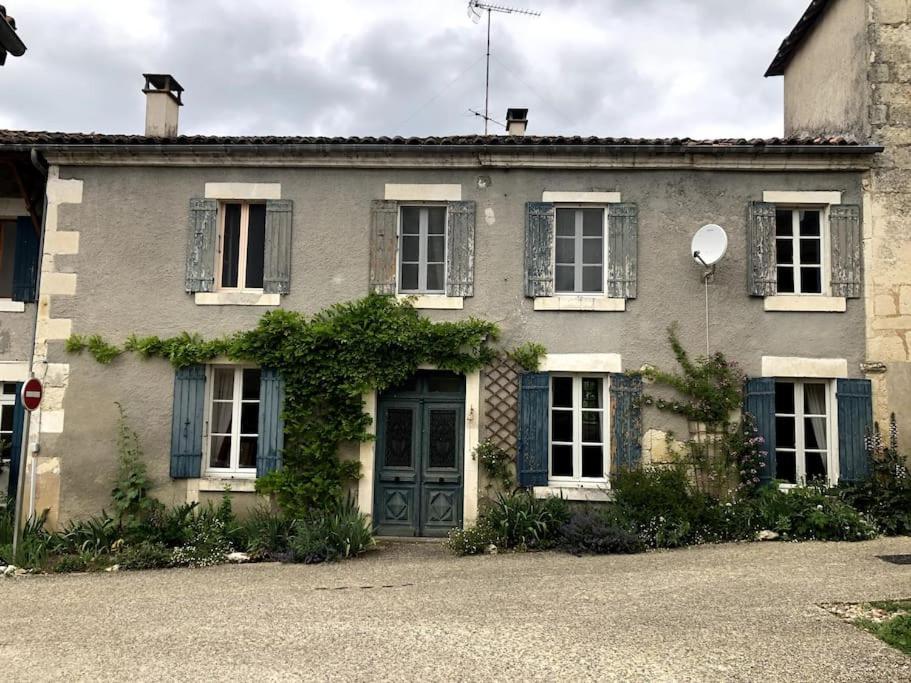 Yviers Maison Verdeau מראה חיצוני תמונה
